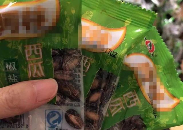 “早产”食品玩穿越？嘉善突击查获一批乱填生产日期的预包装食品